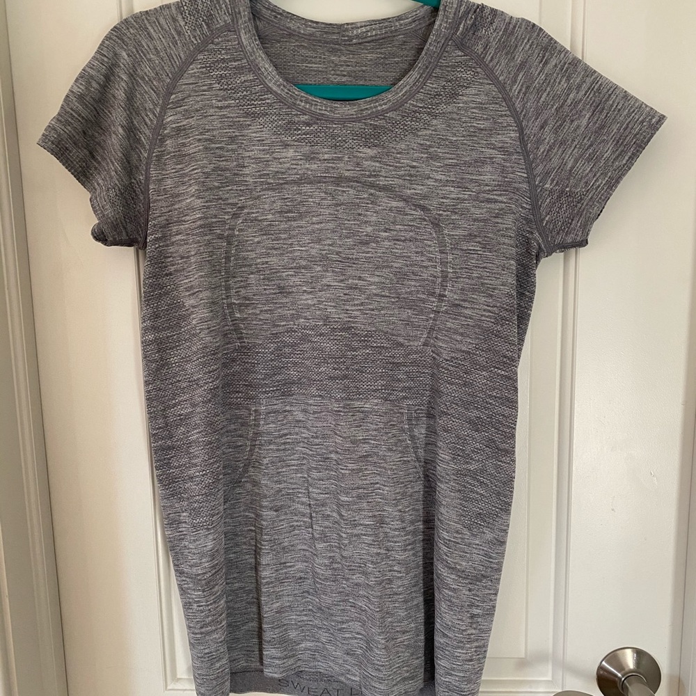 Lululemon swiftly short sleeve size 12